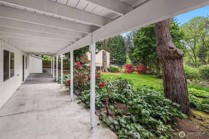 Property Photo:  10922 NE 133rd Street  WA 98034 