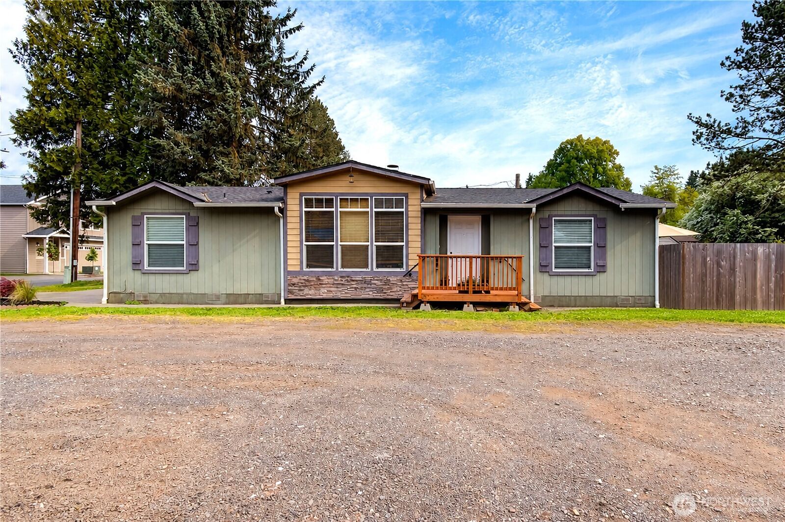 Property Photo:  4409 NE 12th Avenue  WA 98663 