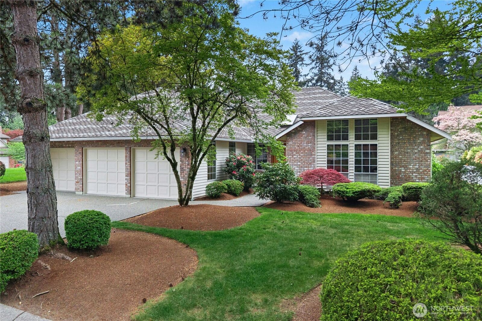 Property Photo:  3615  125th Place SE  WA 98208 