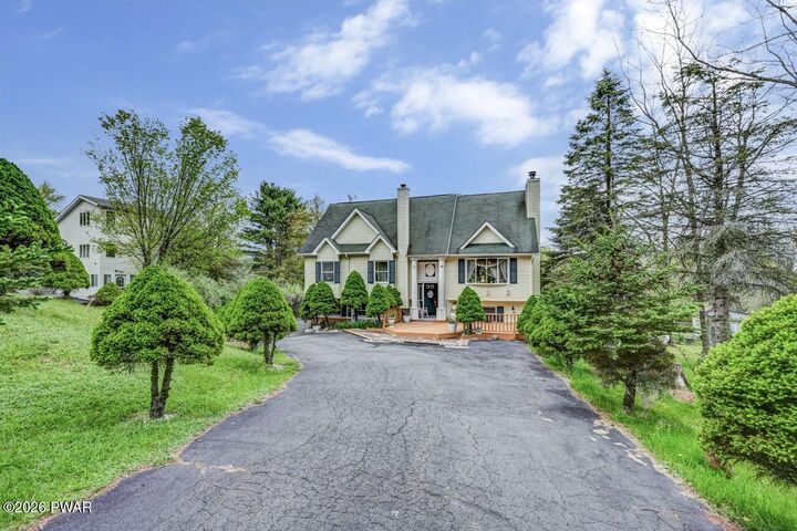 Property Photo:  107 Lookout Drive  PA 18428 