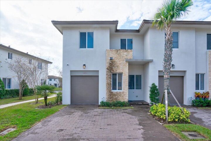 Property Photo:  1451 Pioneer Way  FL 33411 