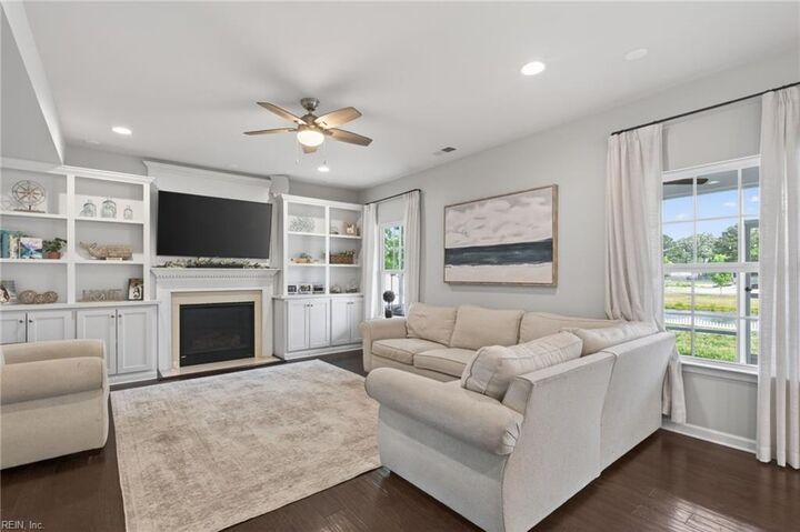 Property Photo:  408 Mike Trl  VA 23322 