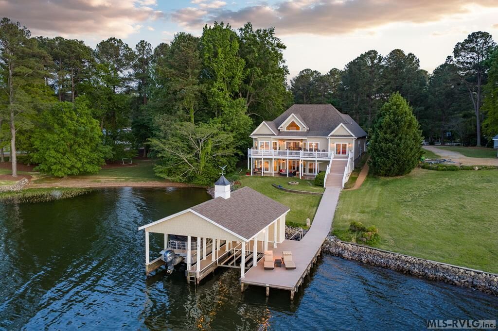 Property Photo:  344 Happy Valley Rd  NC 27850 