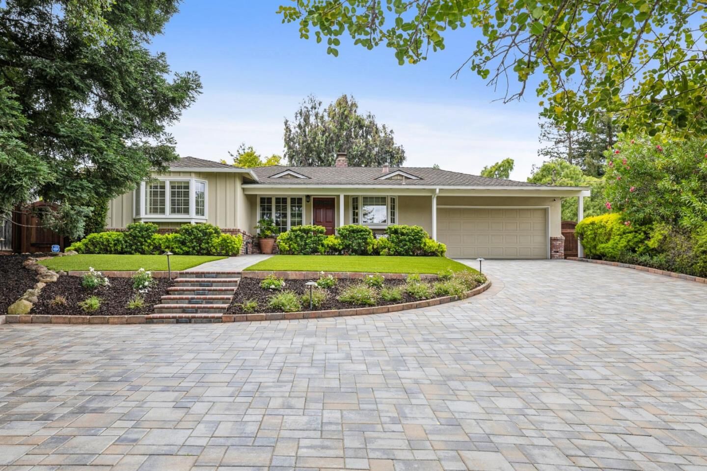 Property Photo:  1480 Topar Avenue  CA 94024 