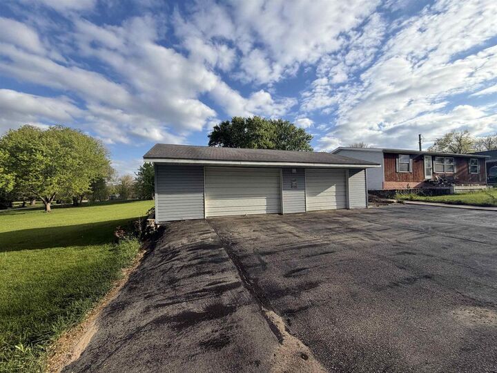 Property Photo:  22103 Elizabeth Street  WI 53573 