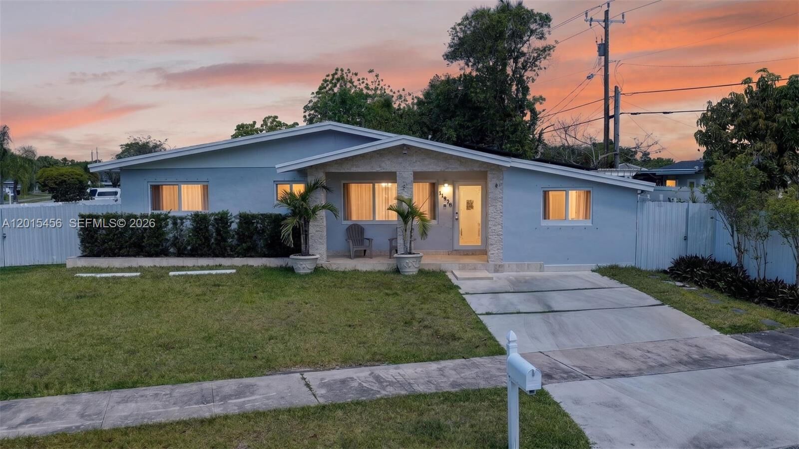 Property Photo: 11970 SW 177th Ter FL 33177