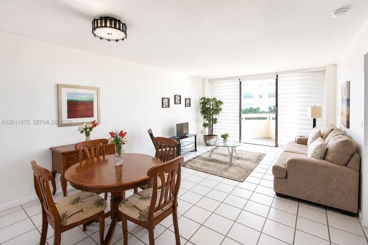 Property Photo:  2501 Brickell Ave 804  FL 33129 