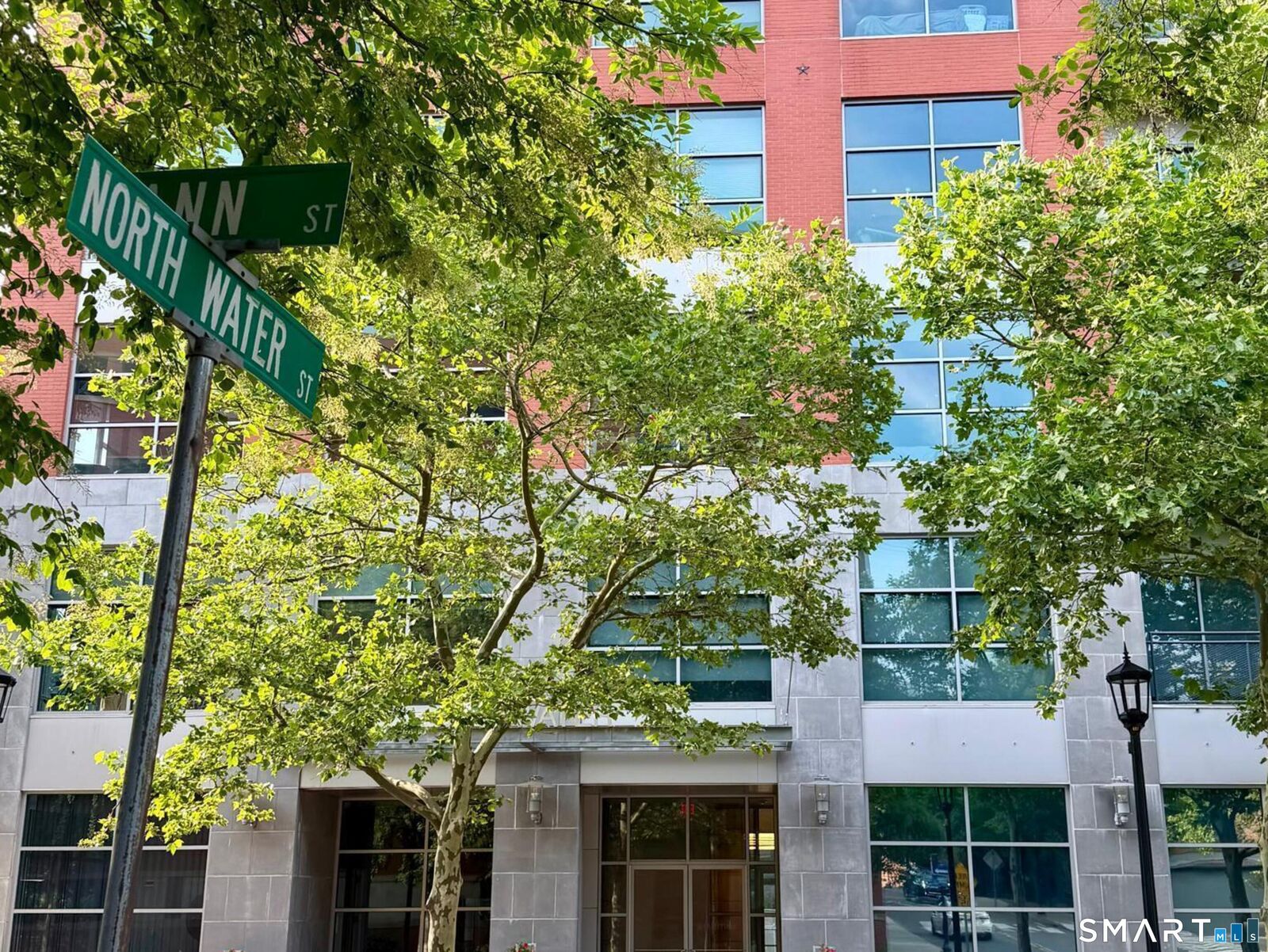 Property Photo:  33 North Water Street 604  CT 06854 