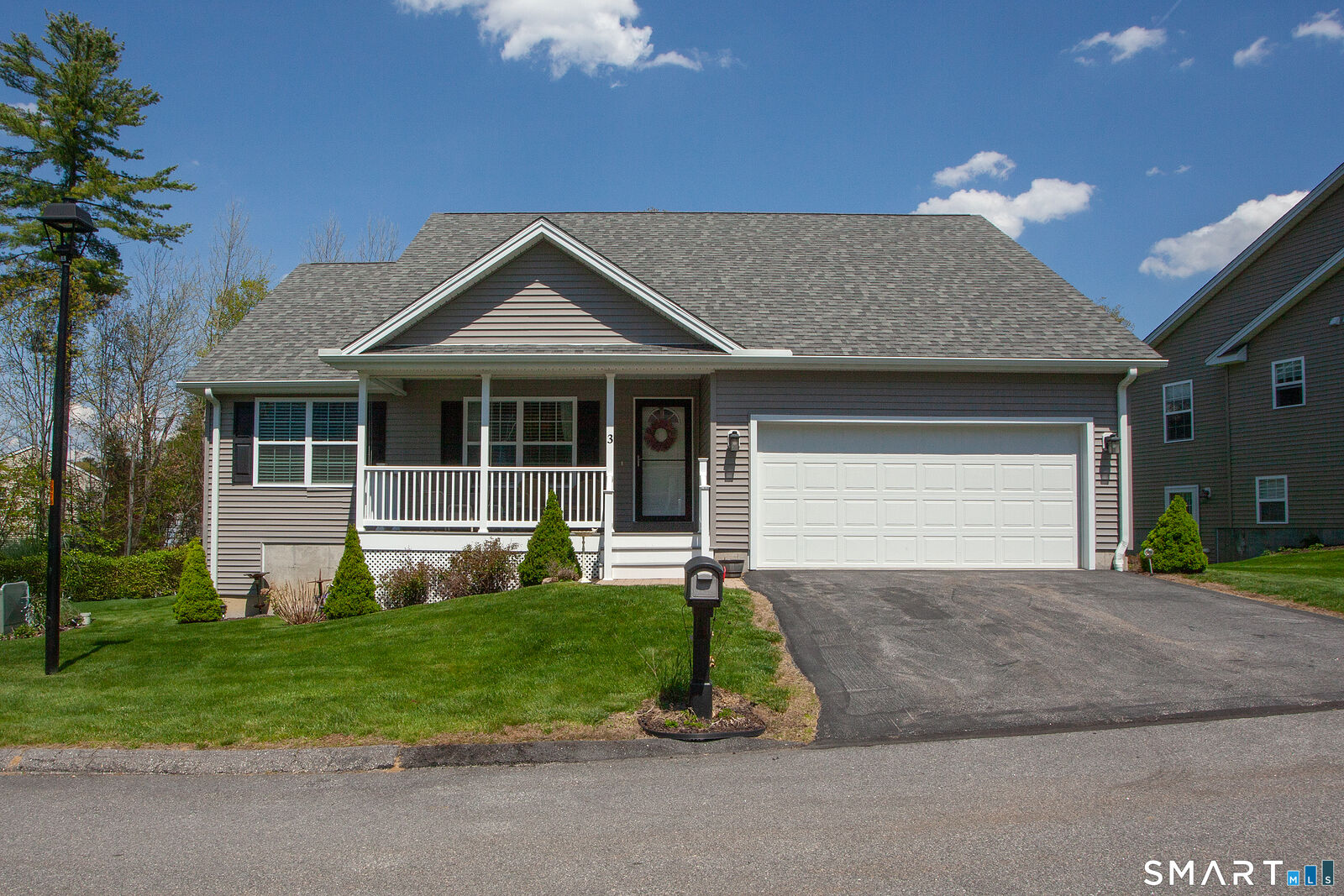 Property Photo:  3 Hannah Way  CT 06791 