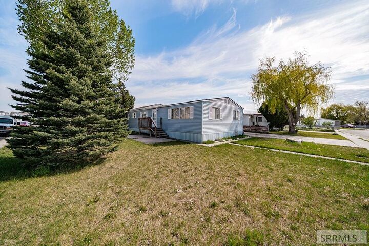 Property Photo:  935 Eden Drive  ID 83401 