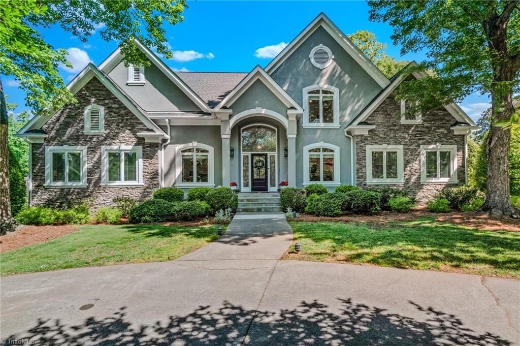 Property Photo:  1513 Barrington Way Court  NC 27106 