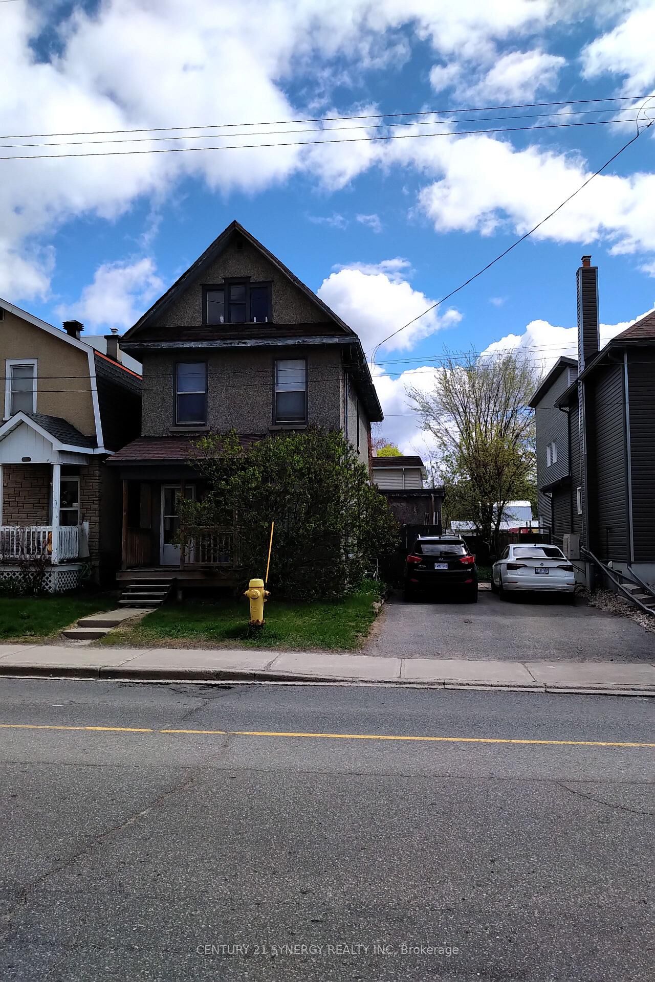 Property Photo:  341 Parkdale Avenue  ON K1Y 1G7 