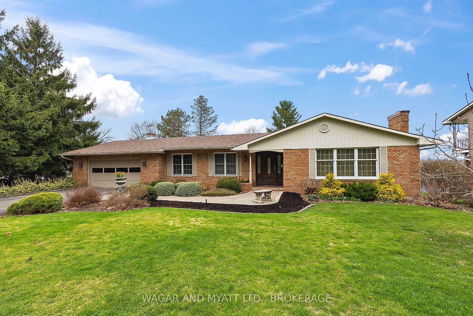 Property Photo: 99 River Road ON K7R 3H3