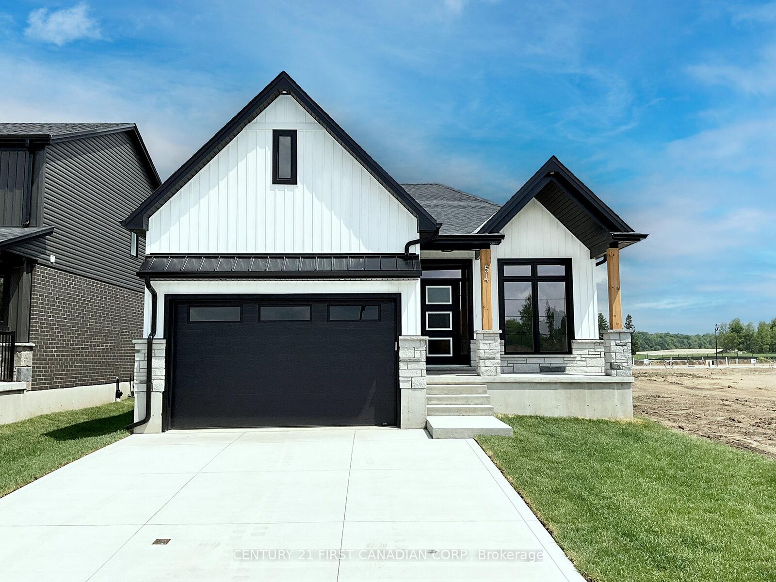 Property Photo: 7 Postma Crescent ON N0M 1A0