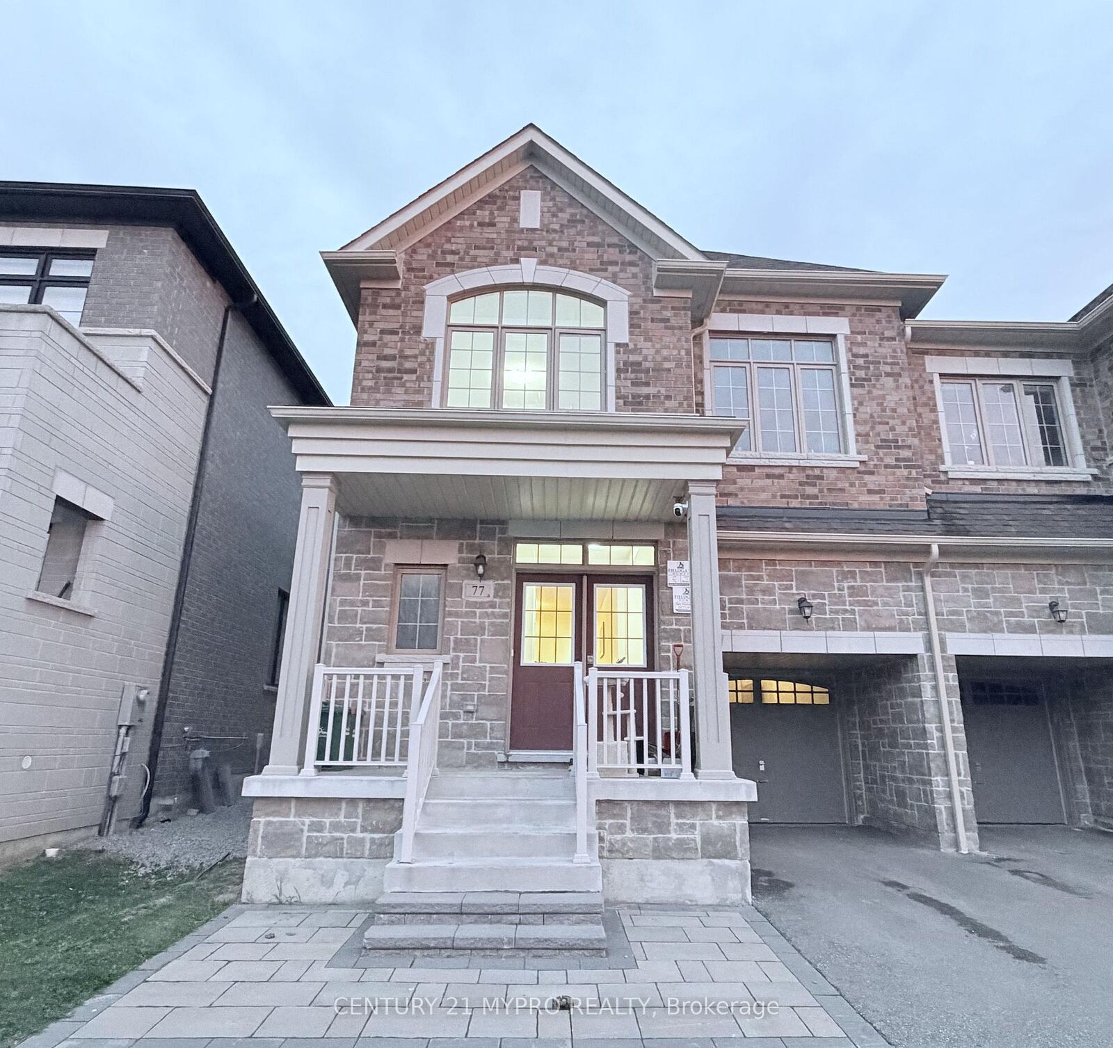 Property Photo:  77 McCague Avenue  ON L4S 0J4 