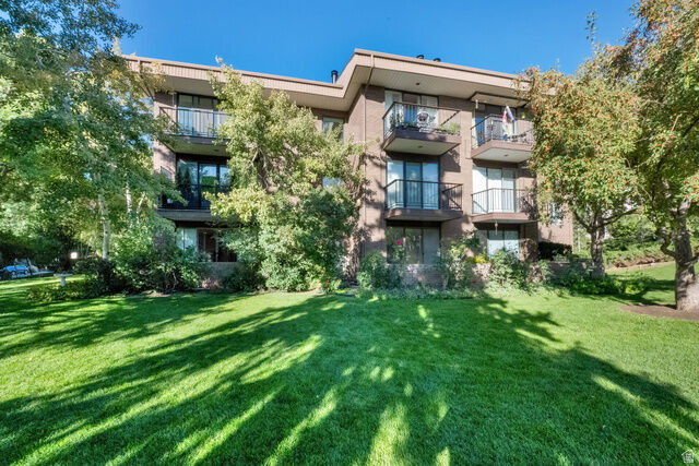 Property Photo:  939 S Donner Way E 305  UT 84108 