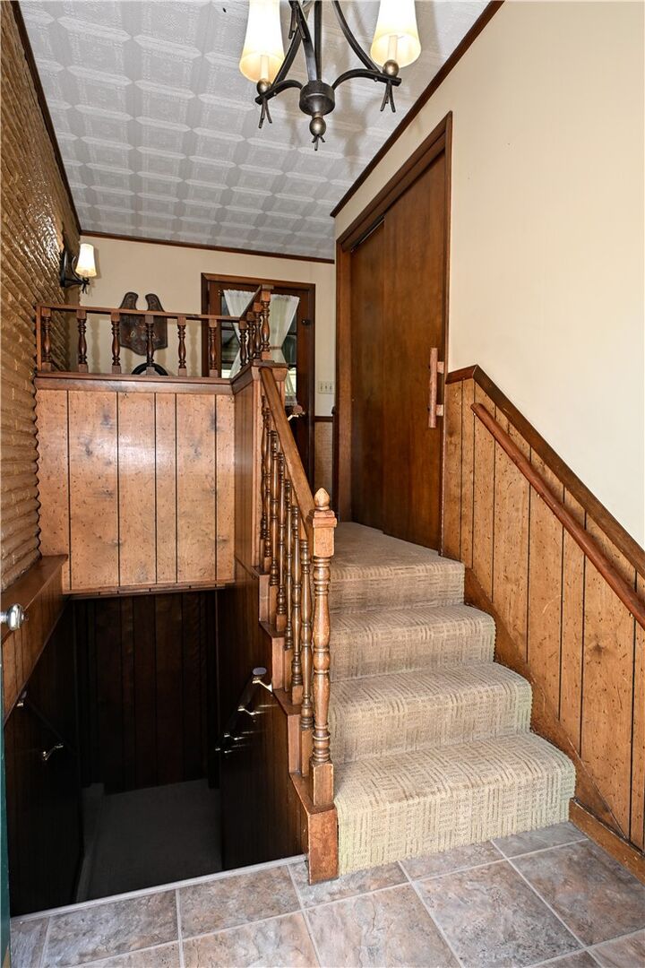 Property Photo:  833 Monongahela Street  PA 15012 