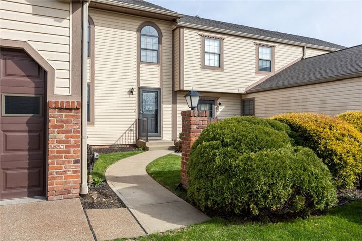 Property Photo:  1113 Old Farm Rd.  PA 15055 