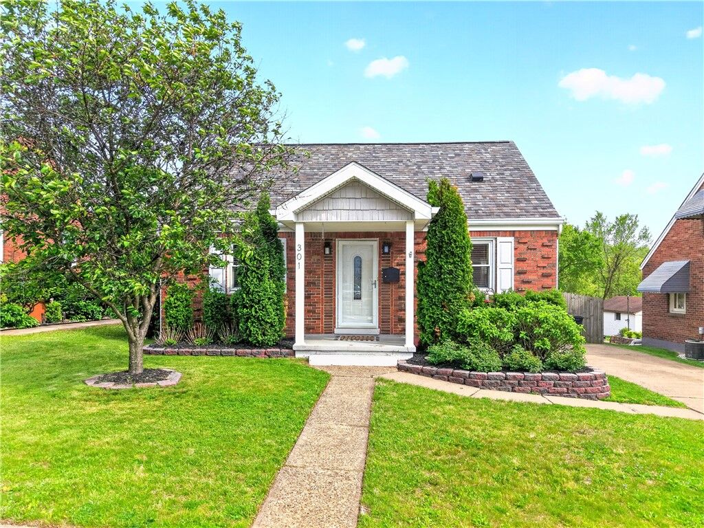 Property Photo:  301 Owens Ave  PA 15133 