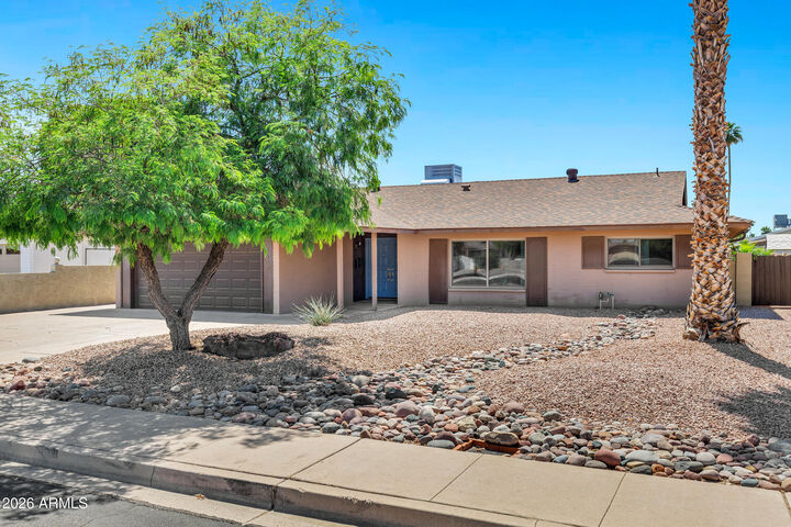 Property Photo: 4600 S Dorsey Lane AZ 85282