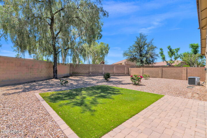 Property Photo:  21067 E Desert Hills Circle  AZ 85142 