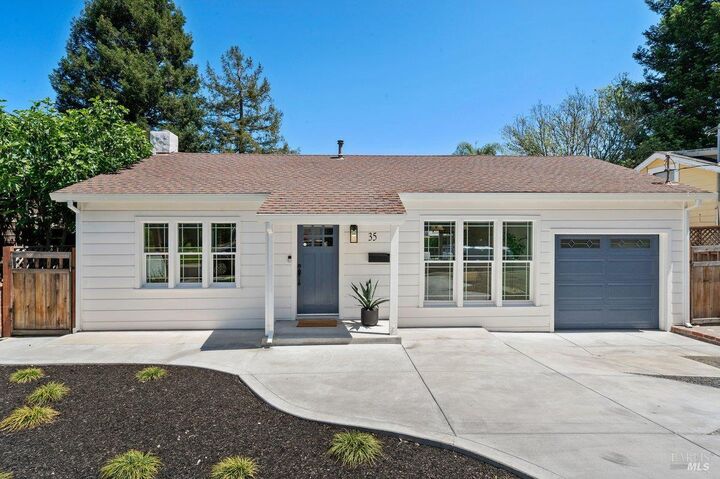 Property Photo:  35 Hillview Avenue  CA 94901 