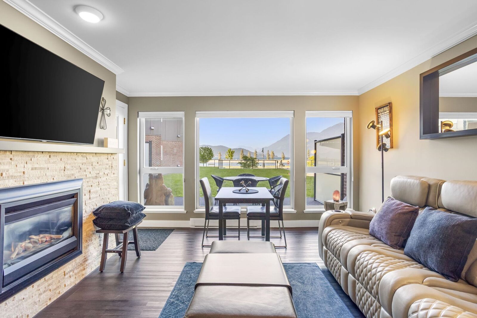 Property Photo:  378 Esplanade Avenue 115  BC V0M 1A3 