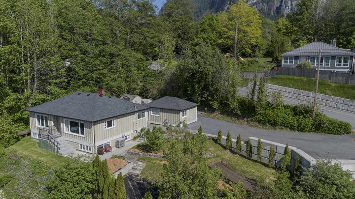 Property Photo:  38139 Clarke Drive  BC V8B 0C8 