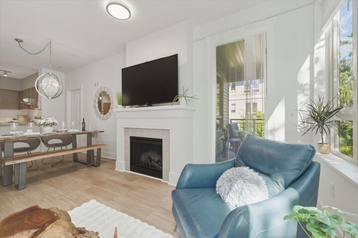 Property Photo:  1111 E 27th Street 308  BC V7J 1S3 