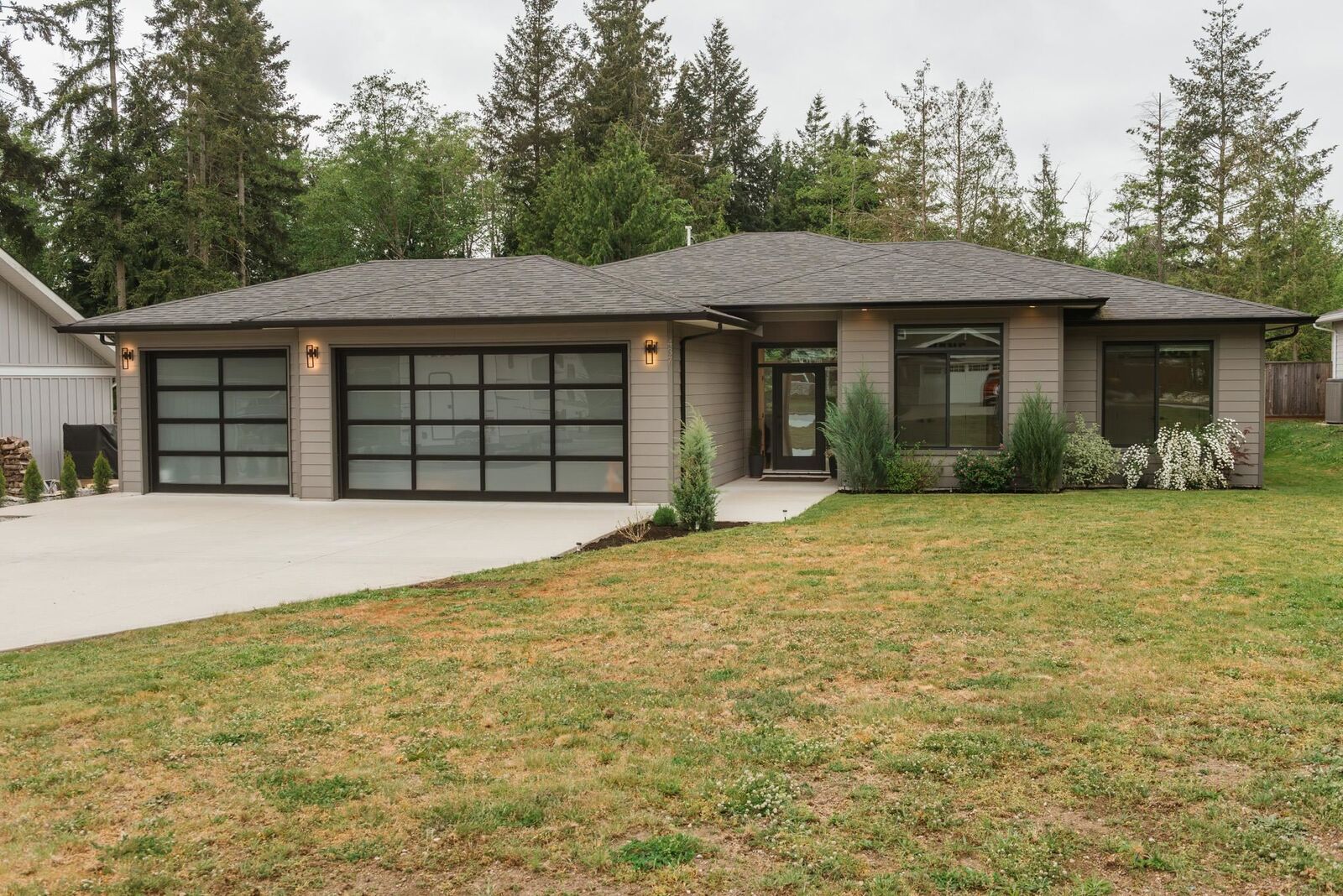 Property Photo:  437 Solaz Place  BC V0V 1V5 