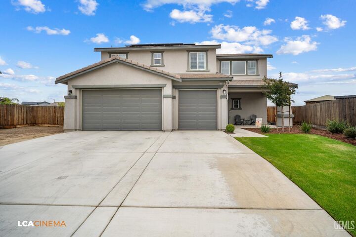 Property Photo:  15500 Cole Brook Court  CA 93314 