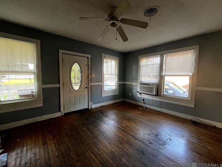 Property Photo:  3818 Hollywood St  LA 70805 