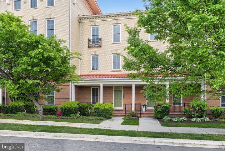 Property Photo:  2413 Conoy Street  VA 22301 