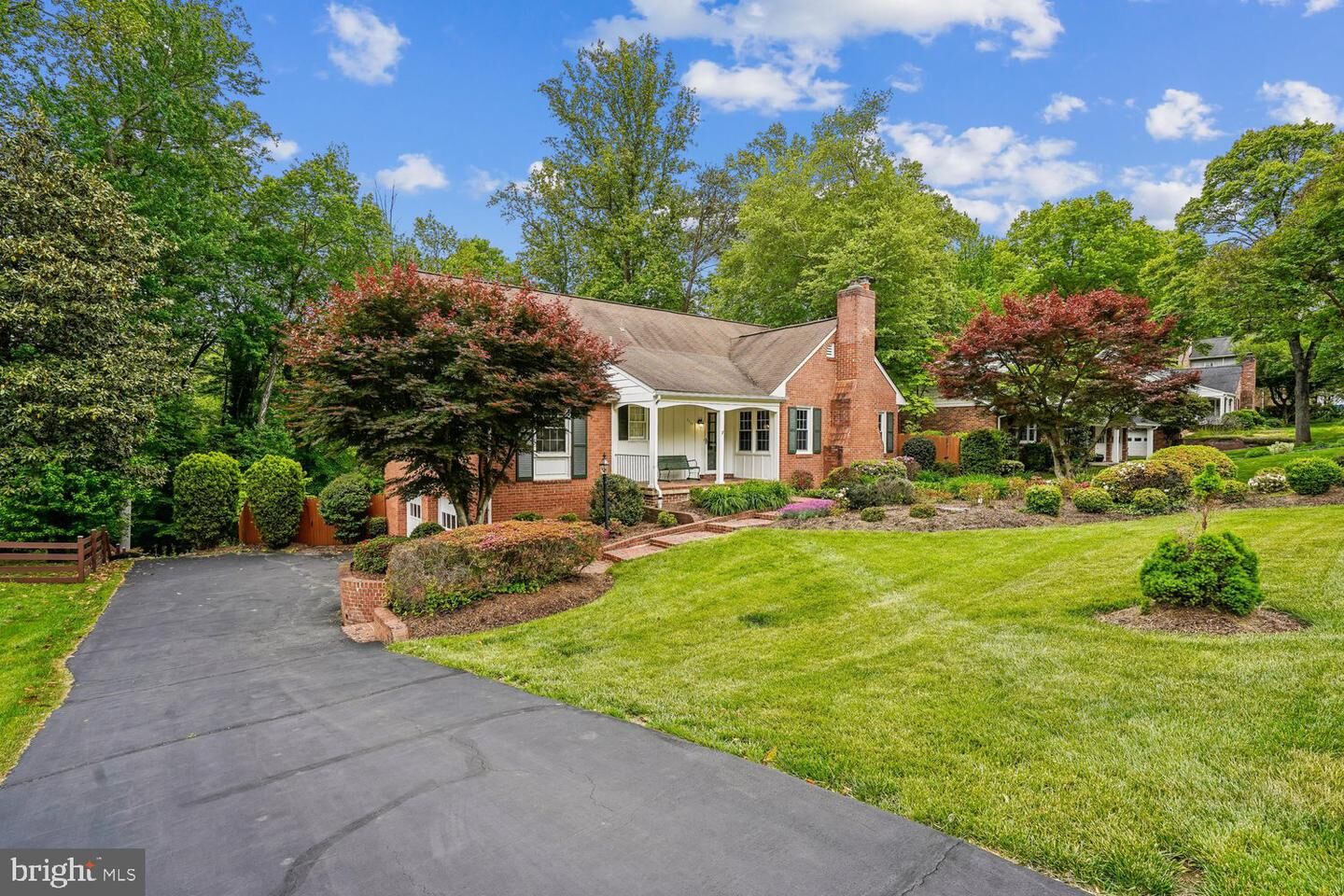 Property Photo:  3709 Camelot Drive  VA 22003 