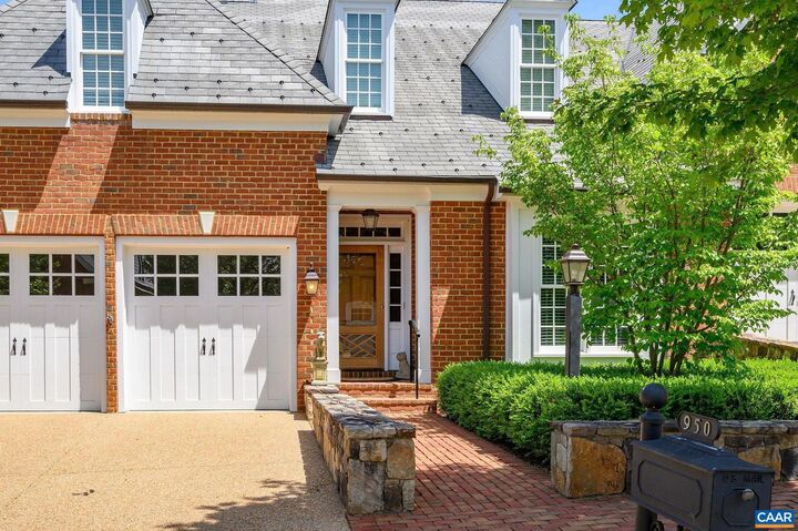 Property Photo:  950 Marsh Ln  VA 22903 