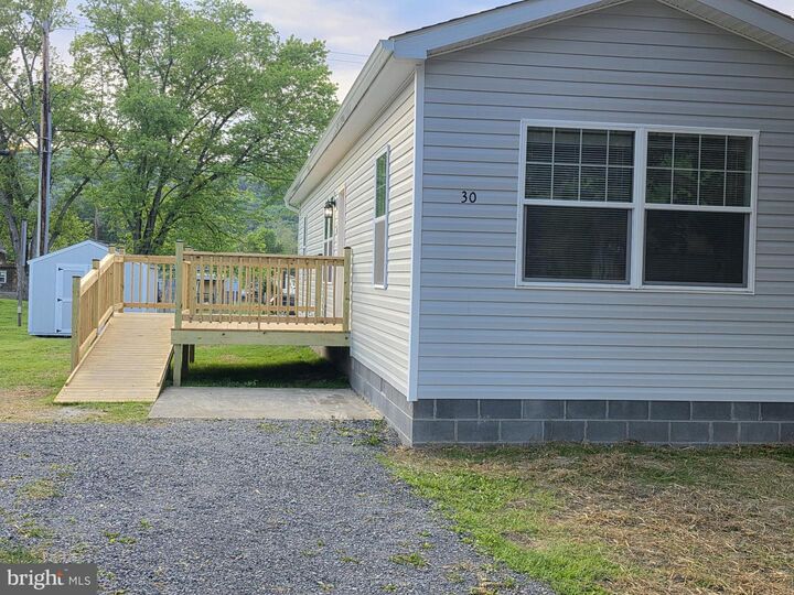 Property Photo: 30 S Skyline Drive WV 26753