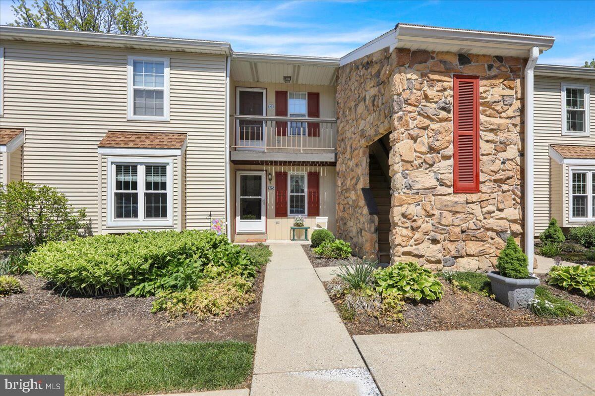 Property Photo:  126 Valley Greene Circle  PA 19610 