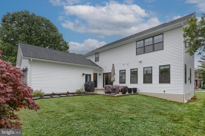 Property Photo:  212 W Areba Avenue  PA 17033 