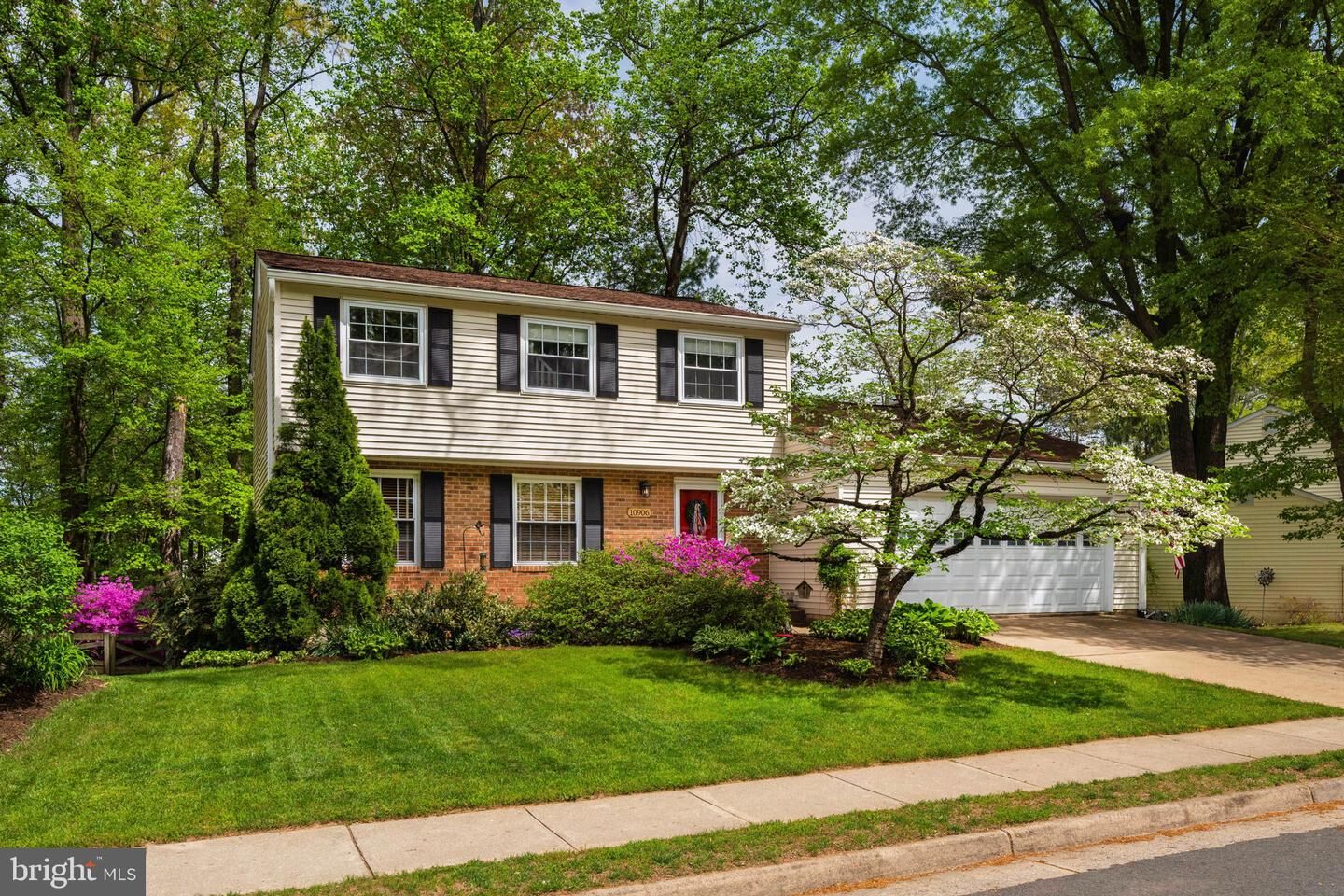 Property Photo:  10906 Carters Oak Way  VA 22015 
