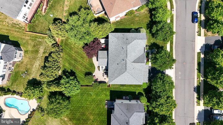 Property Photo:  23075 Meriweather Court  VA 20148 