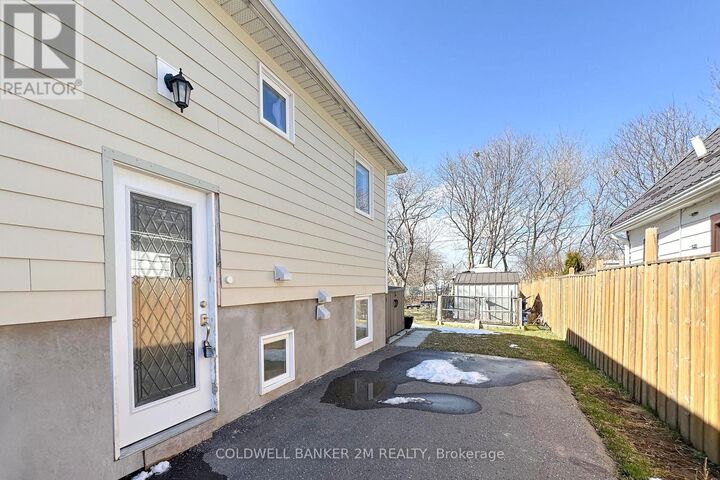 Property Photo:  230 Annis Street 2  ON L1H 3P4 