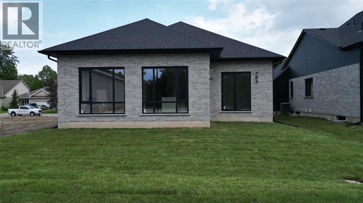 Property Photo:  2060 Marion Avenue  ON N0N 1C0 
