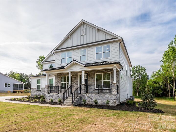Property Photo: 1646 Farrow Drive SC 29732