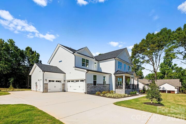 Property Photo: 1646 Farrow Drive SC 29732