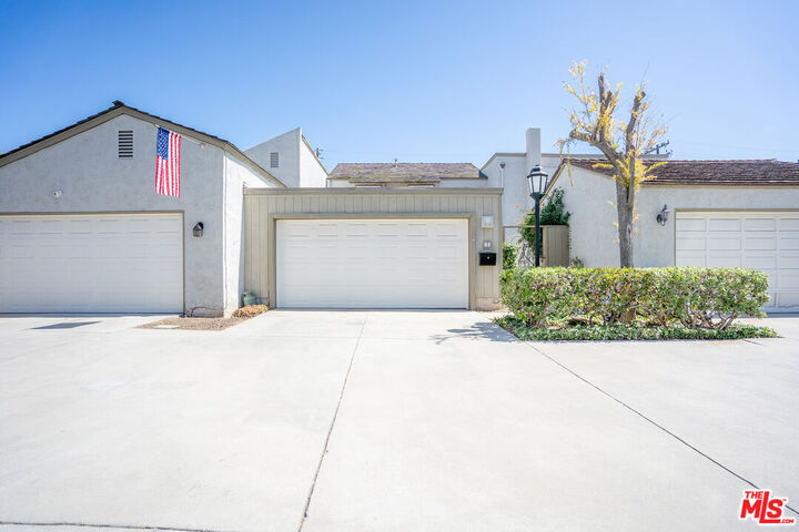 Property Photo:  12203 Santa Gertrudes Ave  CA 90638 