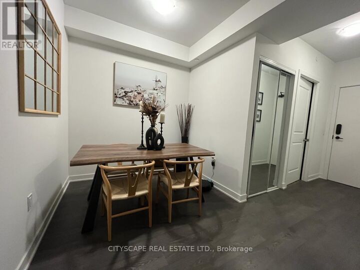 Property Photo:  4675 Metcalfe Avenue 309A  ON L5M 0Z8 
