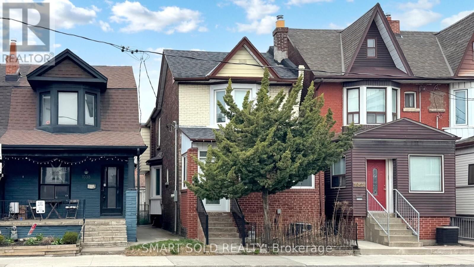Property Photo:  1040 Ossington Avenue Bsmt  ON M6G 3V6 