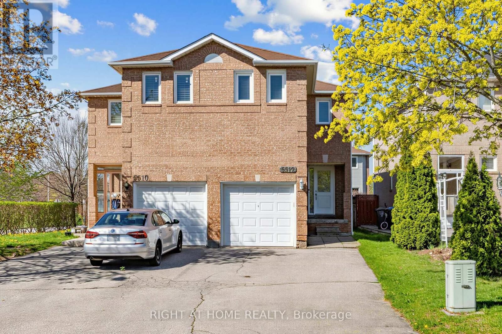 Property Photo:  5512 Whistler Crescent  ON L4Z 3R4 