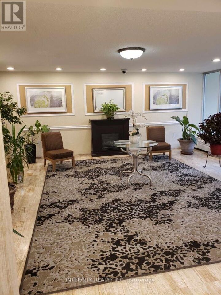 Property Photo:  335 Driftwood Avenue 1210  ON M3N 2P3 