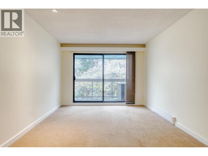 Property Photo:  1422 East 3rd Avenue 309  BC V5N 5R5 